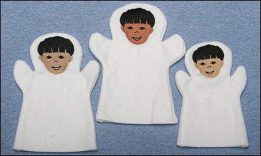 2232 Bobby Hand Puppets